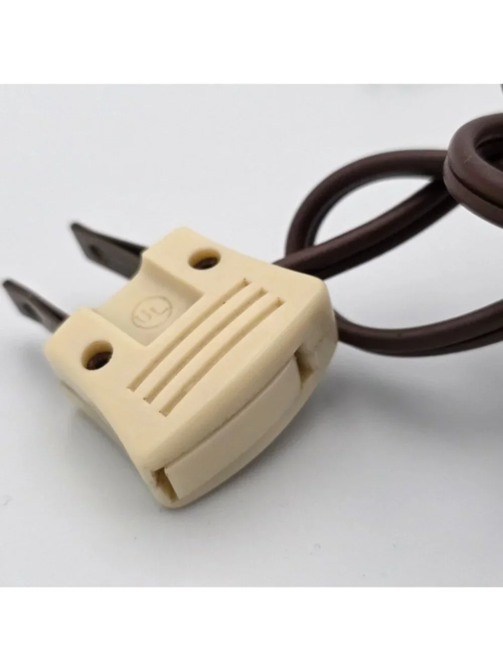 Vintage Plug-In Electrical Cord With Inline On/Off Switch Brown & Ivory UL Liste